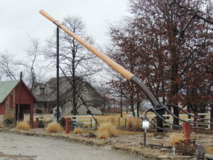 World's largest pitchfork, 